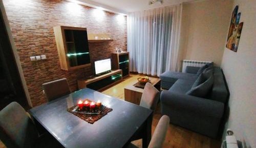One-Bedroom Apartment with Garden View