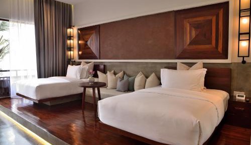 Deluxe Twin Room - Free Airport Pick Up + Laundry + Mini-Bar