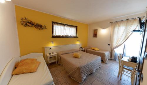 Triple Room