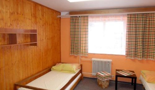 Twin Room with Shared Bathroom