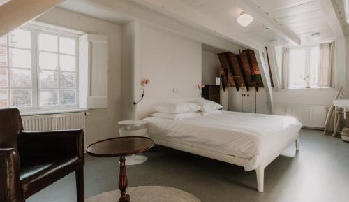 Deluxe Family Suite