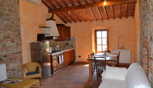 Two-Bedroom Apartment (4 Adults)