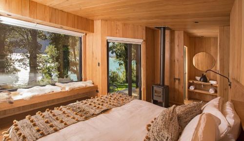 Deluxe Double or Twin Room with Lake View
