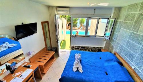 Superior Room - Beachfront
