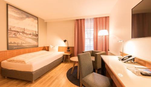 Classic Single Room