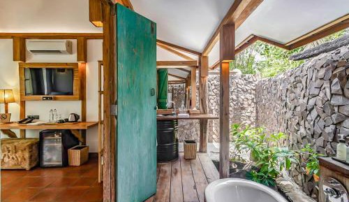 Royal Sumba - Poolside One-bedroom