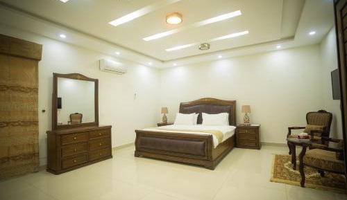 King Room with Mountain View