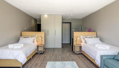 Deluxe Double or Twin Room with Sea View