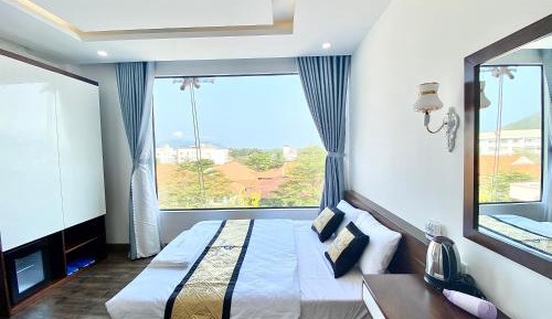 Double Room with Mountain View