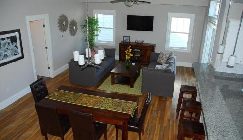 Four-Bedoom, Four-Bathroom Townhouse