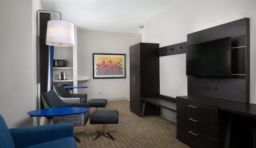 King Suite with Sofa Bed