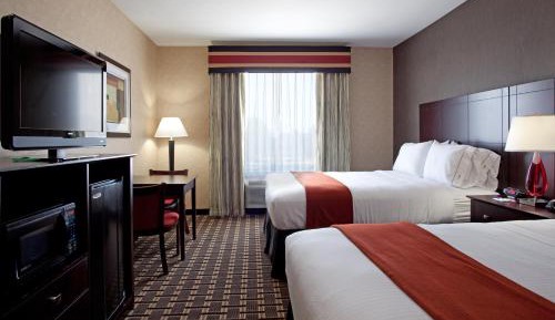 Standard Queen Room with Two Queen Beds