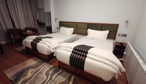 Deluxe Double or Twin Room