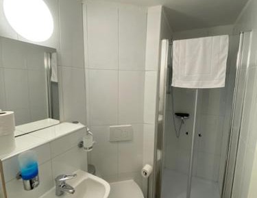 Double Room with Shared Bathroom - Annex