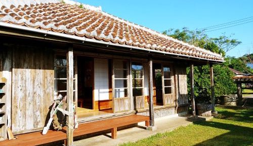 Cottage (11 Adults)