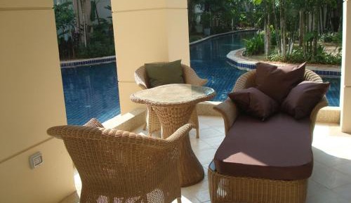 Two-Bedroom Suite with Pool Access