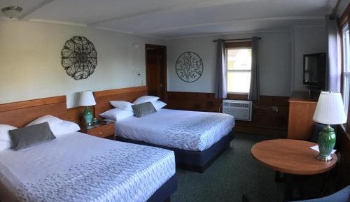 Queen Room with Two Queen Beds