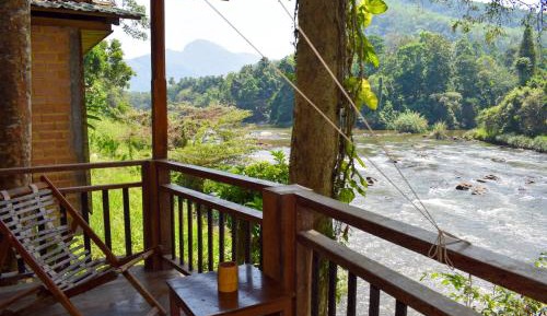 Deluxe Double or Twin Room with River View