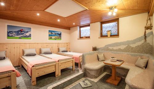 Standard Twin Room with Garden View