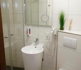 Single Room with Shower
