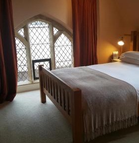 Feature King Room