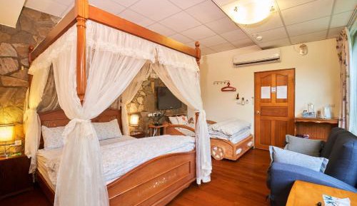 Large Double Room