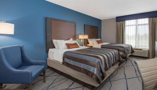 Queen Room with Two Queen Beds - Non-Smoking