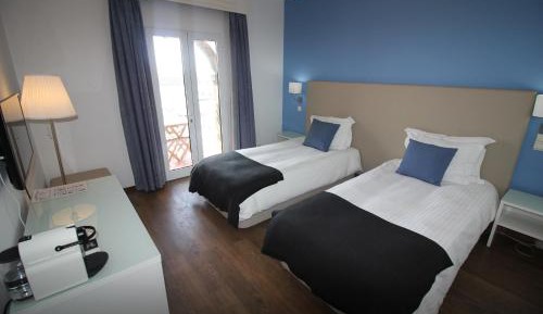 Double or Twin Room with Terrace
