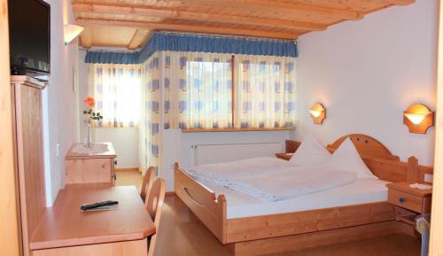 Large Double Room