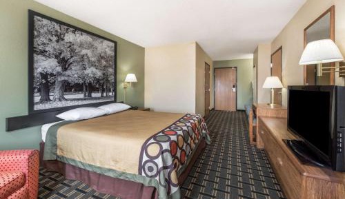 Deluxe Queen Room - Disability Access/Non-Smoking