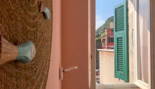 Deluxe Double Room with Balcony and Sea View