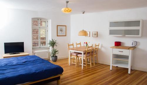 Double or Twin Room with Private Bathroom