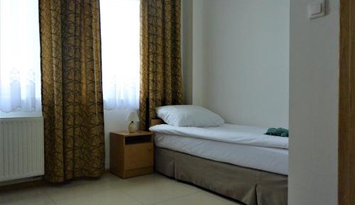 Budget Single Room with Television