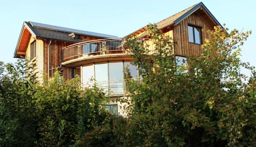 Apartment with Garden View