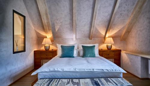 Deluxe Double Studio with Vineyard Views