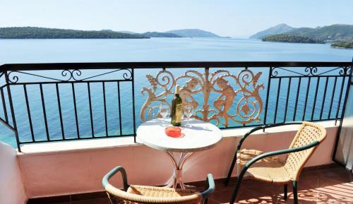 Apartment with Sea View (Family Apartment 3 adults + 2 children)