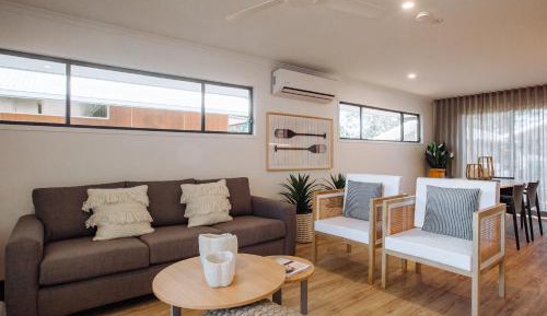 Family Room with Garden View
