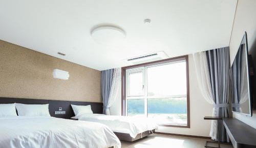 Basic Triple Room