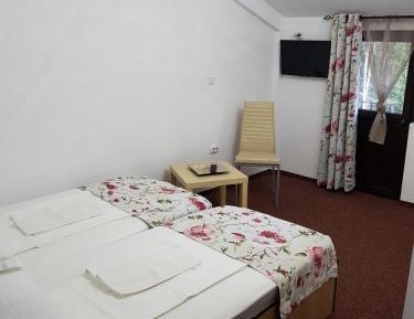 Twin Room with Private Bathroom