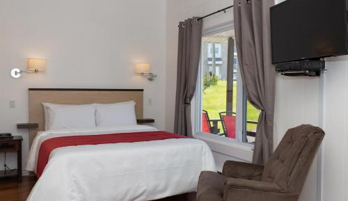 Chalet with Two Double Beds