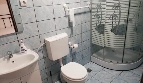 Apartment with Lake View