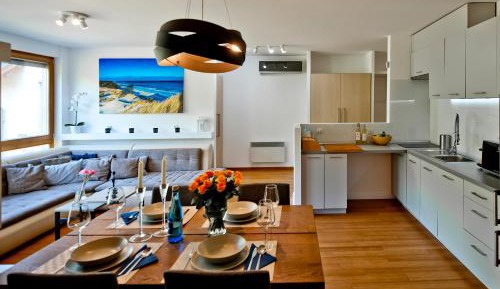 Two-Bedroom Apartment with Balcony Leśna Street 9/12