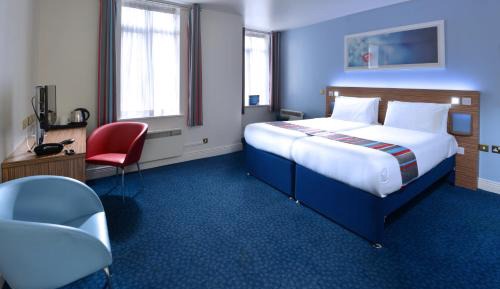 Twin Room (2 Adults Only)
