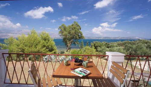Villa - Beach Front