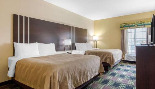 Queen Room with Two Queen Beds - Non-Smoking