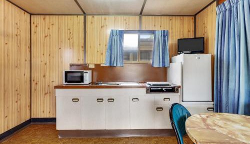 Economy Bungalow with No Bathroom