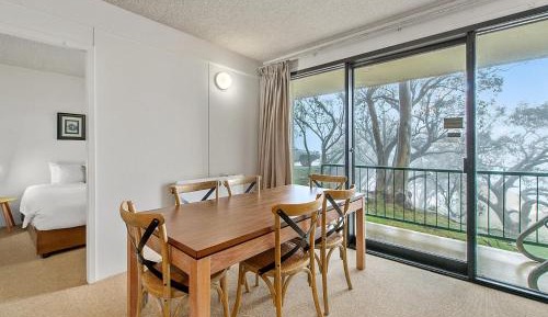 Two-Bedroom Apartment - Chalet Apartment 402