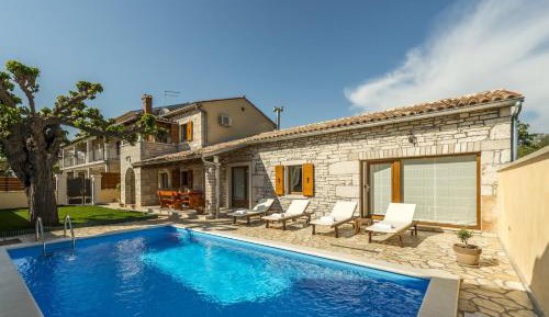 Standard Villa