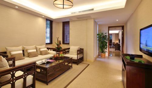 Queen Room with Balcony