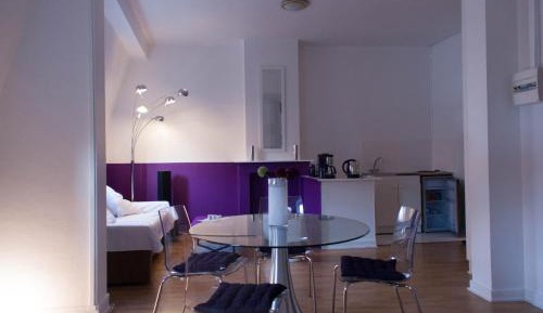 Studio Second floor (3 Adults)